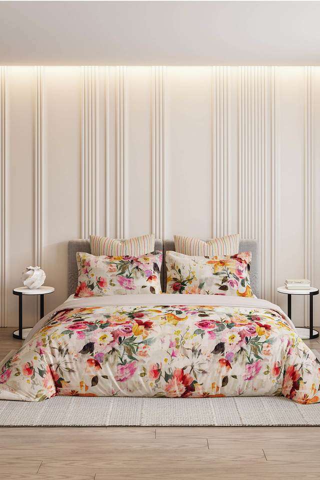 300-TC-Cotton-Floral-King-Double-Bedsheet-with-2-Pillow-Covers