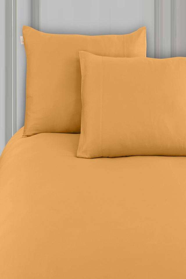 Madison-Avenue-Cotton-with-Light-Silky-and-Sateen-Sheets-400-Thread-Count-Super-King-Size-Bedsheet-with-2-Pillow-Cover---Dark-Gold