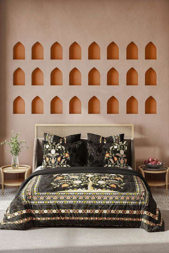 300-TC-Cotton-Classic-King-Double-Bedsheet-with-2-Pillow-Covers