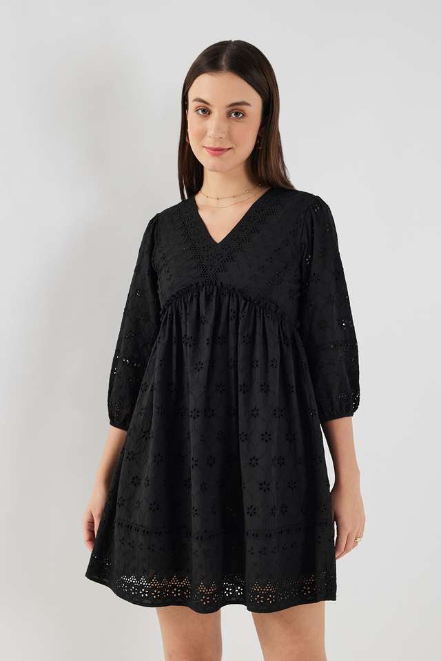 Schiffli-V-Neck-Chambray-Women-s-Knee-Length-Dress