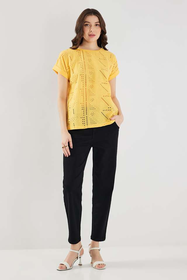 Schiffli-Chambray-Round-Neck-Women-s-Top