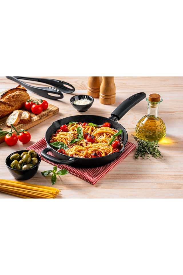 Tramontina-Pre-Season-Cast-Iron-Pan-20-cm