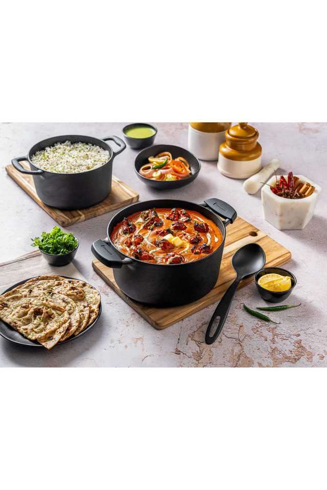 Pre-Season-Cast-Iron-Casserole-20-cm