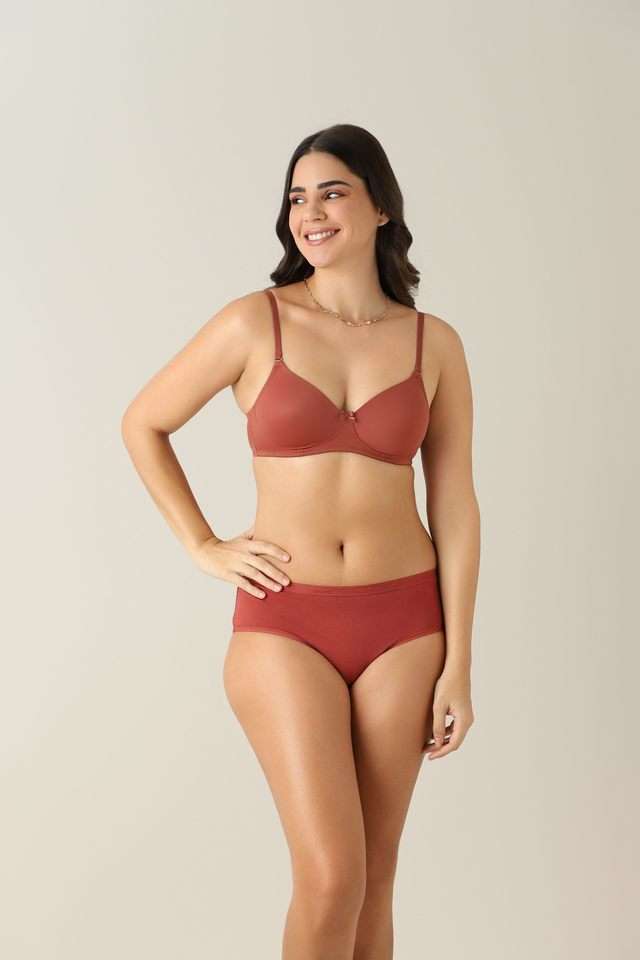Non-Wired-Medium-Padded-Polyester-Women-s-T-Shirt-Bra