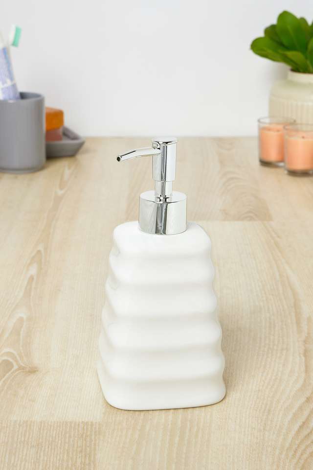 Orion-Rippled-Dispenser-Ceramic-White