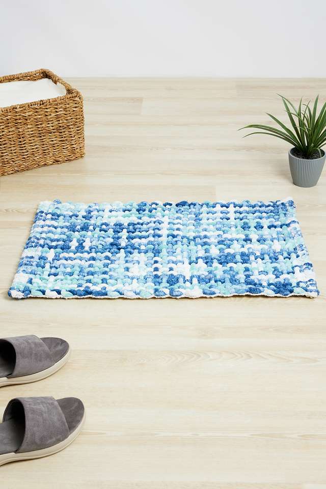 Noah-Spacedyed-Check-Bathmat-Blue-40-x-60-Cm
