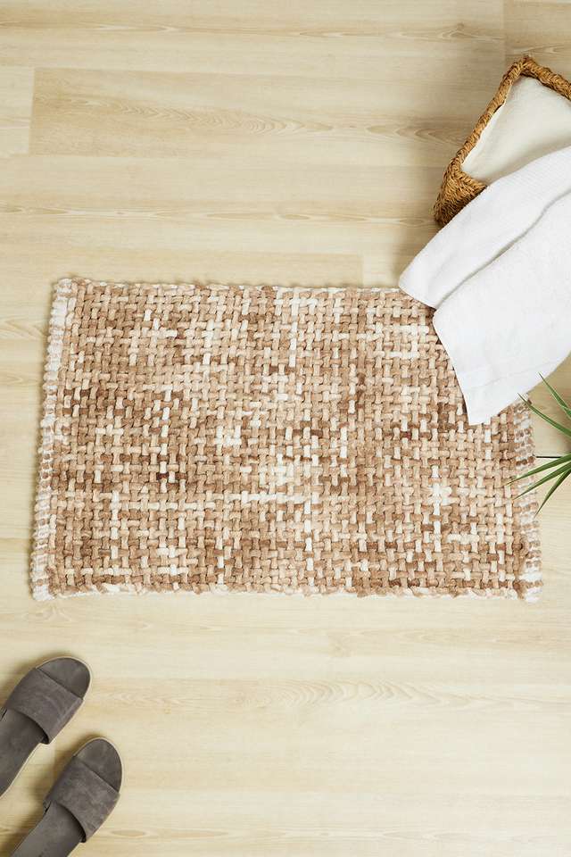 Noah-Spacedyed-Check-Bathmat-Taupe-50-x-80-Cm