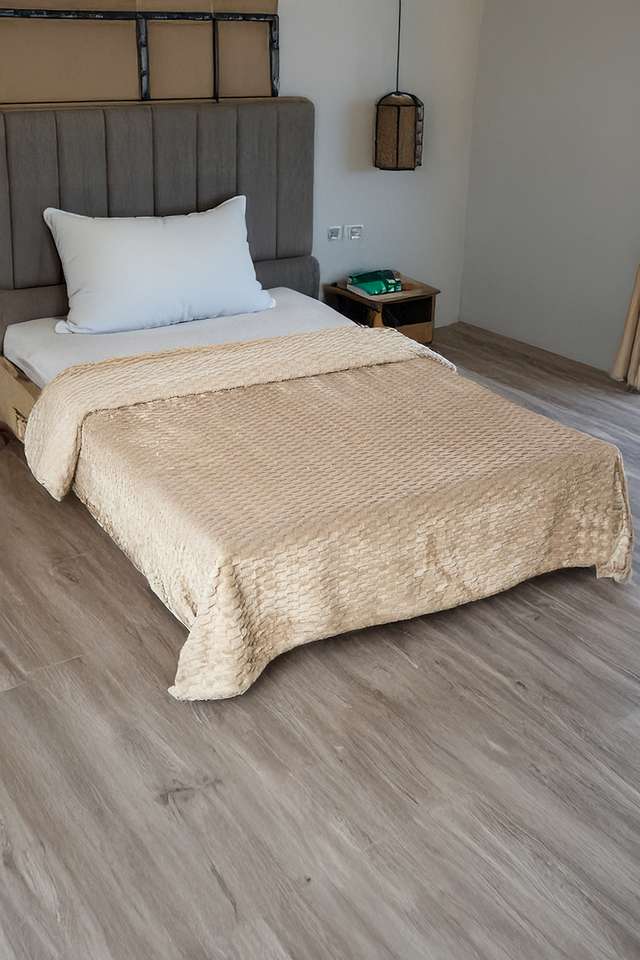 A24BED120040_TAUPE