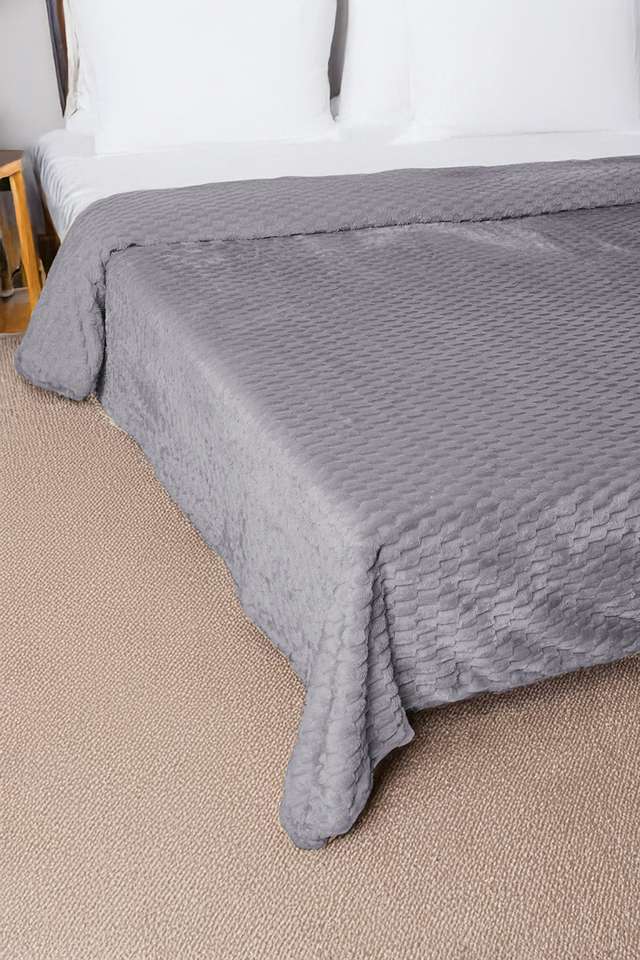 Noah-Geo-Plush-Double-Blanket-Grey-2.2X2.4-M