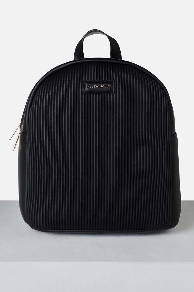 Polyurethane-Zipper-Closure-WoMen-s-Backpack