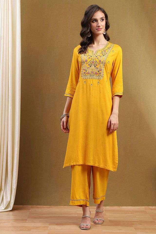 Printed-Full-Length-Rayon-Woven-Women-s-Kurta-Set