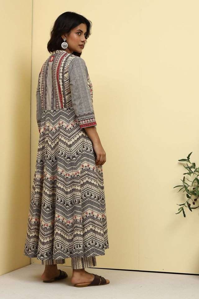 Printed-Cotton-Collared-Women-s-Kurta-Set