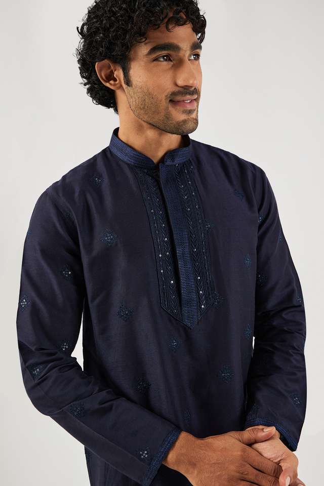 Embroidered-Blended-Fabric-Collared-Men-s-Festive-Wear-Kurta