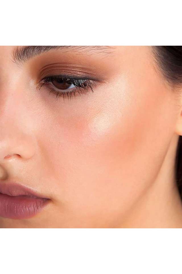 Highlighter-and-Shadow---Bonnie-Lou-Manizer -9-gm