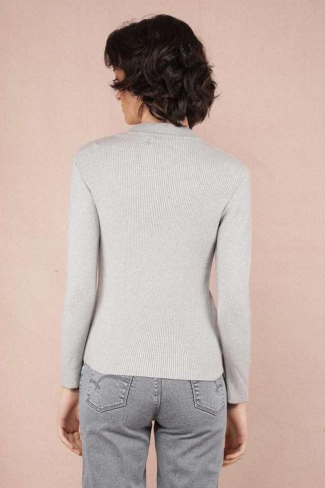 Solid-Round-Neck-Blended-Fabric-Women-s-Winter-Wear-Sweater