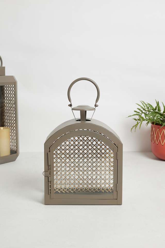 Sundried-Dome-Wide-Rattan-Lantern