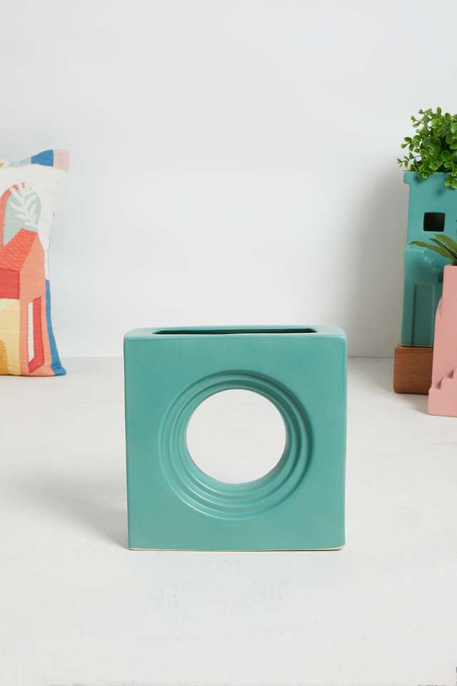 Arch-Landscape-Square-Vase