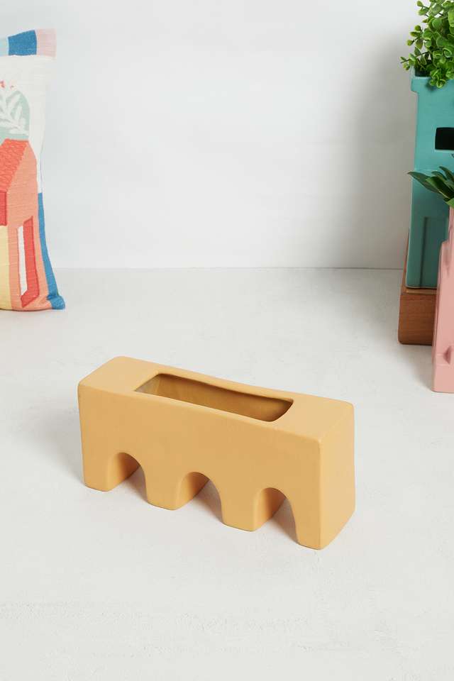 Arch-Landscape-Bridge-Vase-And-Planter