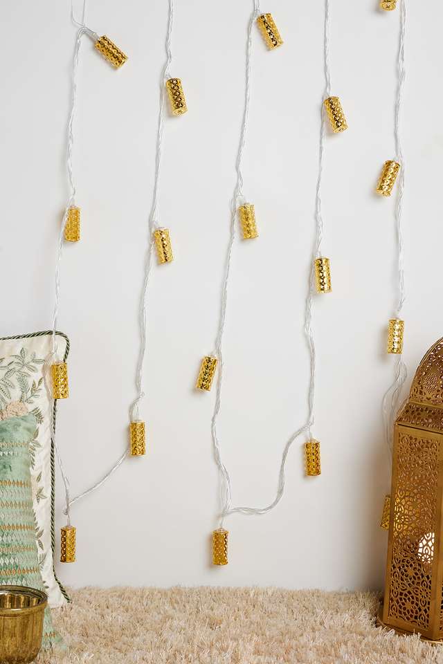 Yellow-Lantern-Drop-String-Lights-20-Bulb-5-M