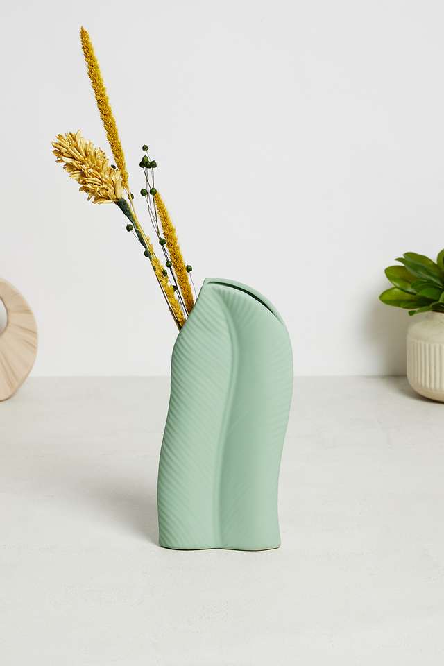 Sundried-Bouquet-Leaf-Vase