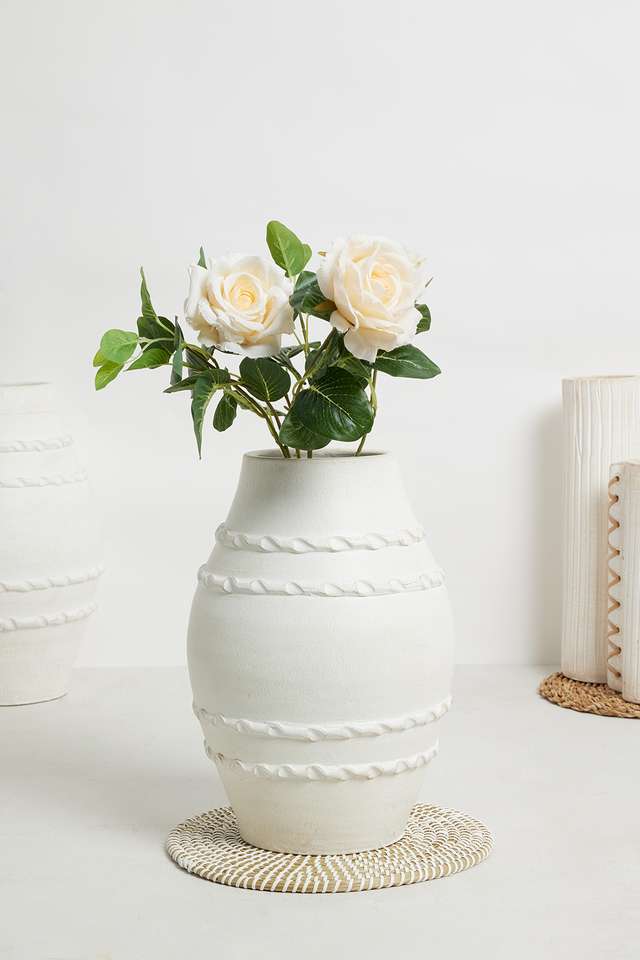 Sundried-Terracotta-Handprint-Rim-Vase