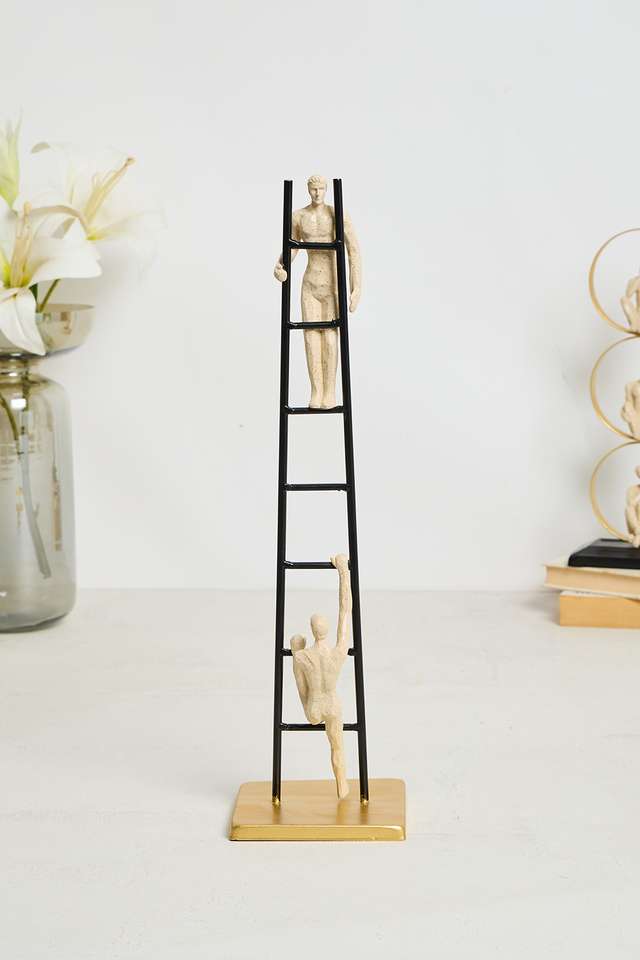 Modern-Luxe-Climbing-Men-Figurine-43-Cm