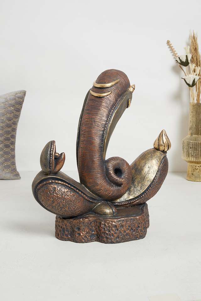 Grace-Modern-Ganesha-Figurine-M