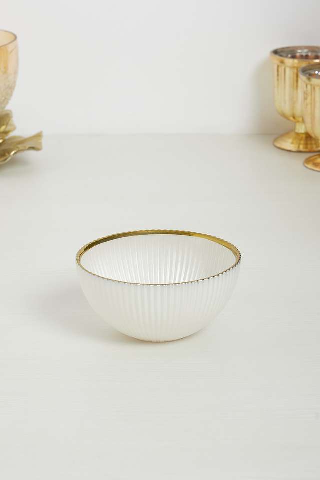Poetic-Botanical-Small-Bowl-Ivory
