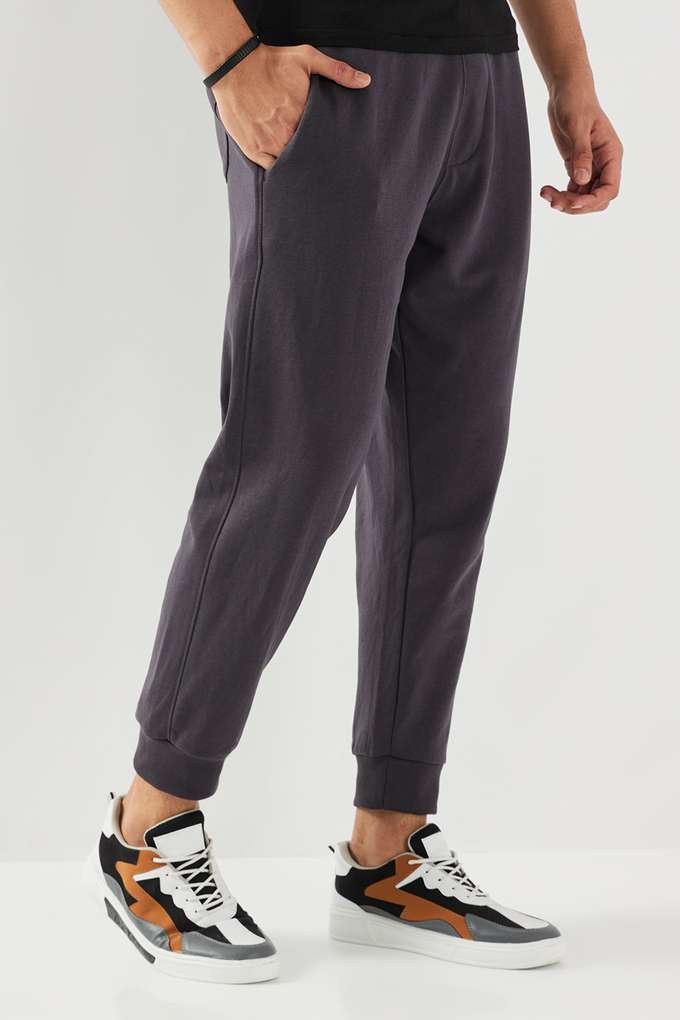 Solid-Blended-Fabric-Regular-Fit-Men-s-Joggers