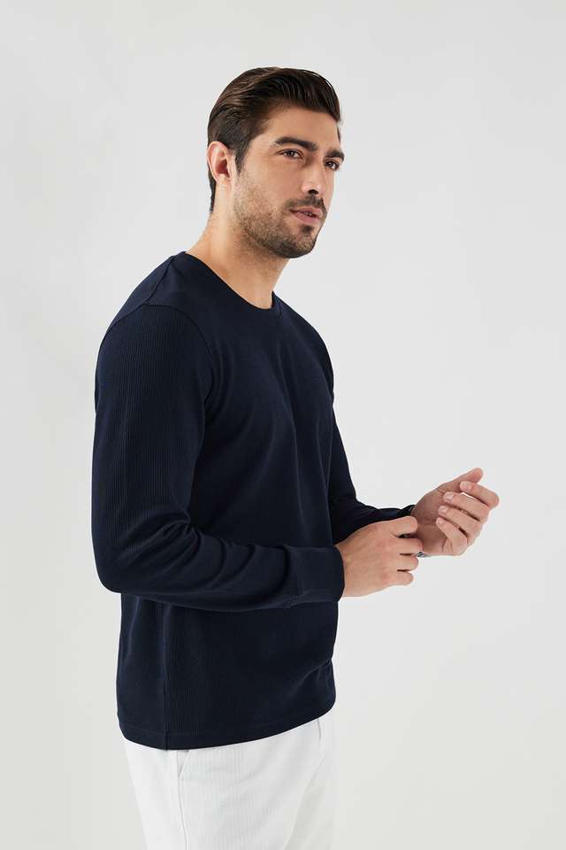 Solid-Blended-Fabric-Regular-Fit-Men-T-Shirt