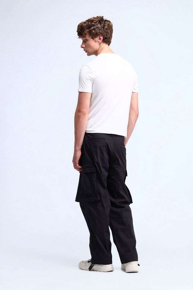 Solid-Cotton-Regular-Fit-Men-s-Casual-Trousers
