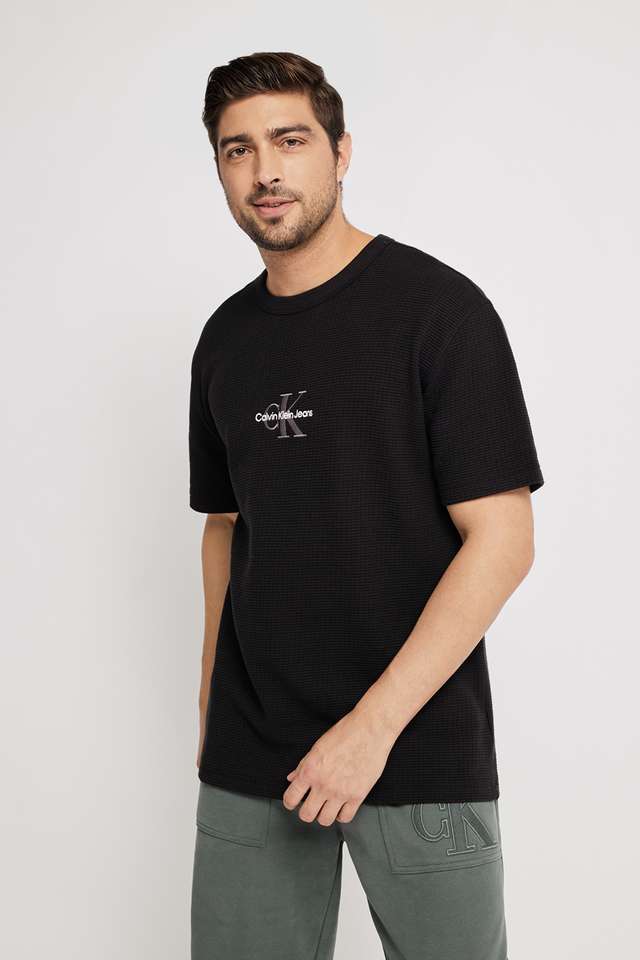 Solid-Cotton-Regular-Fit-Men-T-Shirt