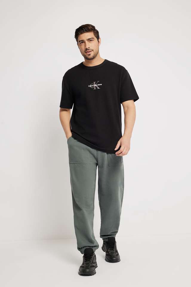 Solid-Cotton-Regular-Fit-Men-T-Shirt