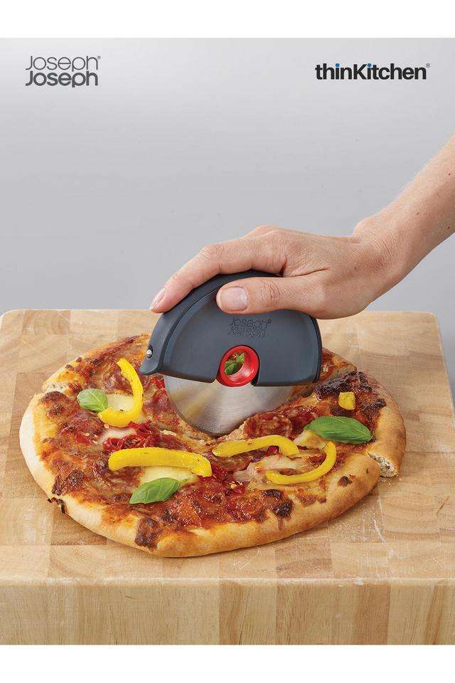 Disc-Easy-clean-Pizza-Cutter---Grey