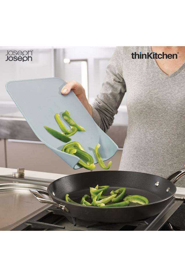Nest-Chop -Set-of-3-Nesting-Chopping-Boards---Opal