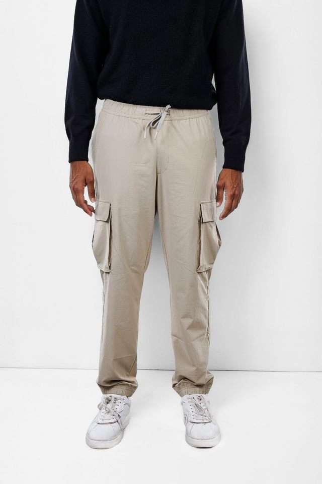 Solid-Blended-Fabric-Straight-Fit-Men-s-Casual-Wear-Trousers