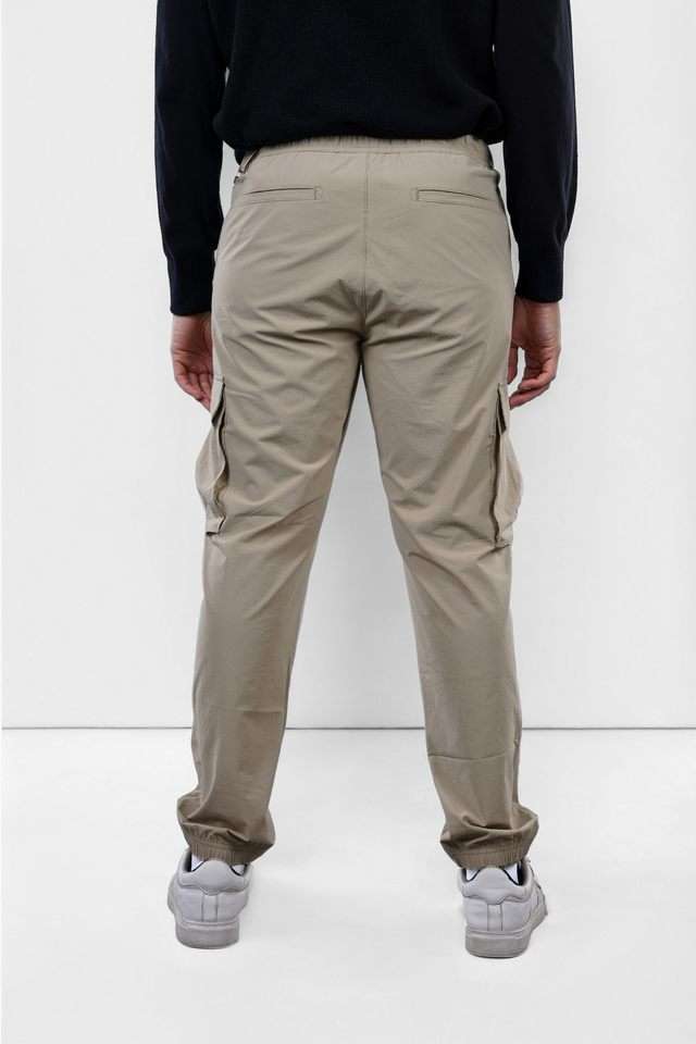 Solid-Blended-Fabric-Straight-Fit-Men-s-Casual-Wear-Trousers