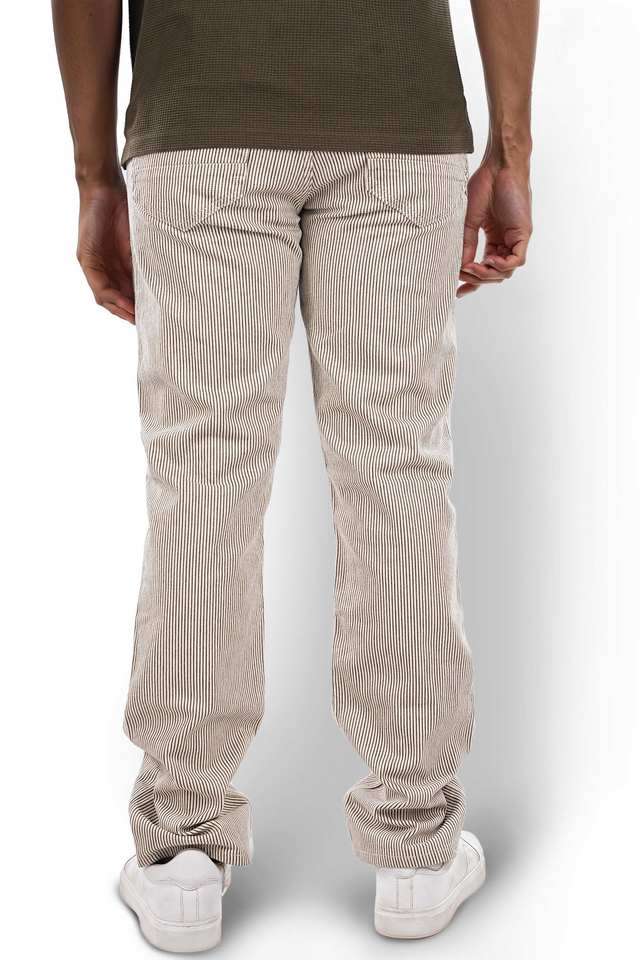 Light-Wash-Cotton-Straight-Fit-Men-s-Jeans