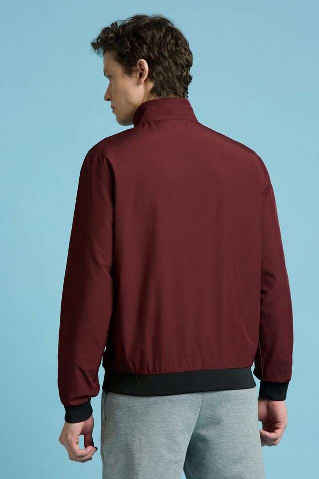 Polyester-Regular-Fit-Men-s-Casual-Wear-Jacket