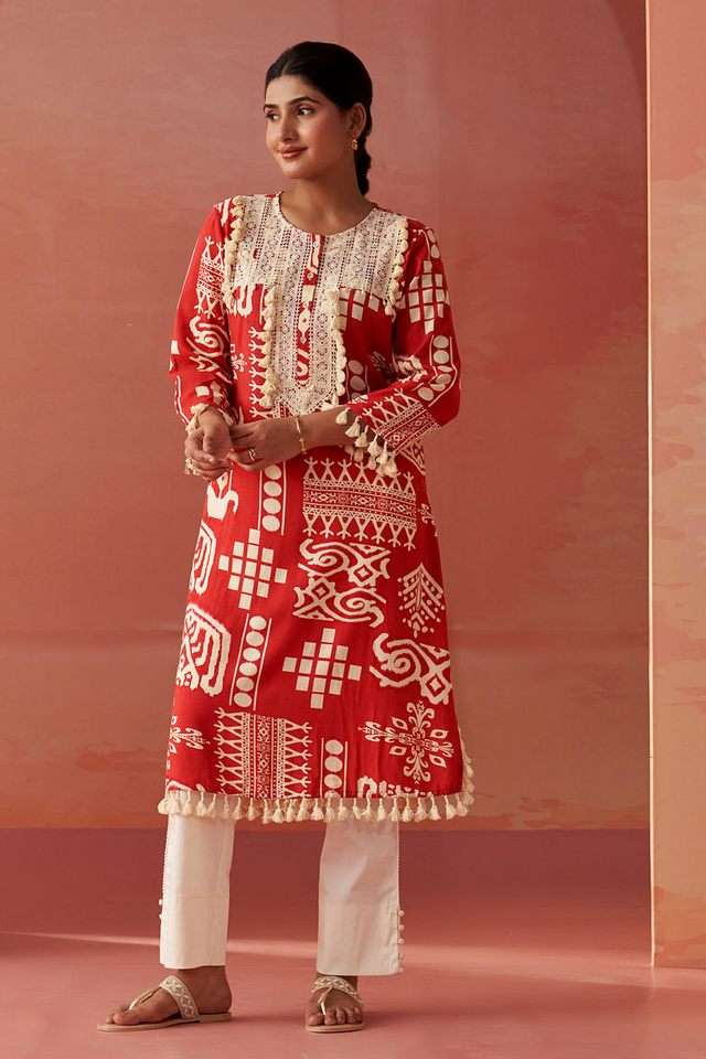 Printed-Rayon-Round-Neck-Women-s-Kurta