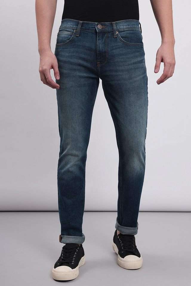 Light-Wash-Cotton-Blend-Tapered-Fit-Men-s-Jeans