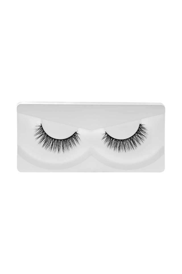 Fabulash-Eyelashes---09-Just-Enough-Drama