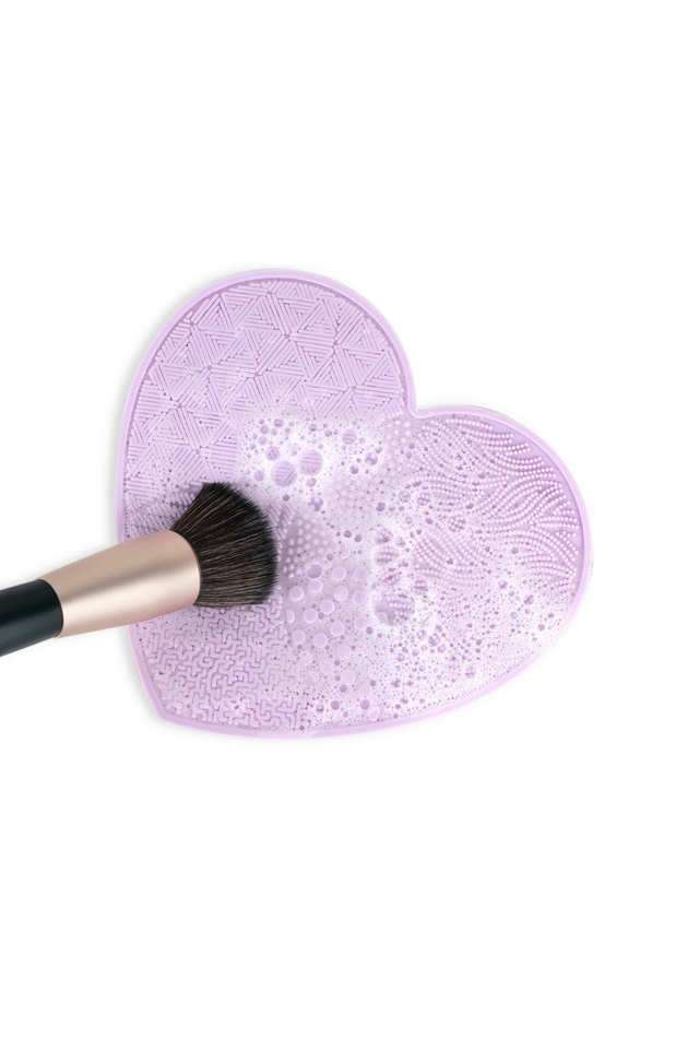 Boring-Silicone-Makeup-Brush-Cleaner-Pad-with-Suction-Cup---Pink