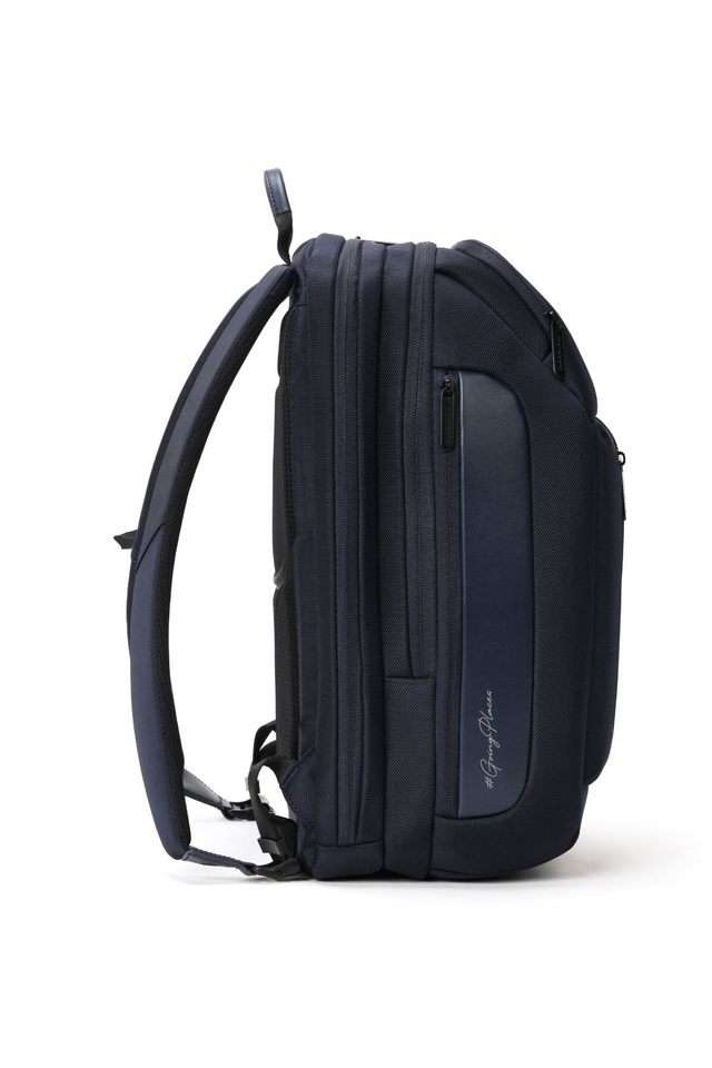 The-Transit-Backpack-Pro---24L---Crypto