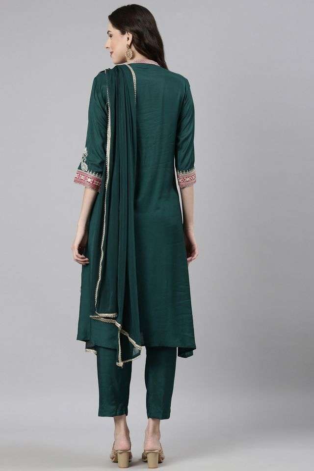 Solid-Raw-Silk-Straight-Fit-Women-s-Kurta-Pant-Dupatta-Set