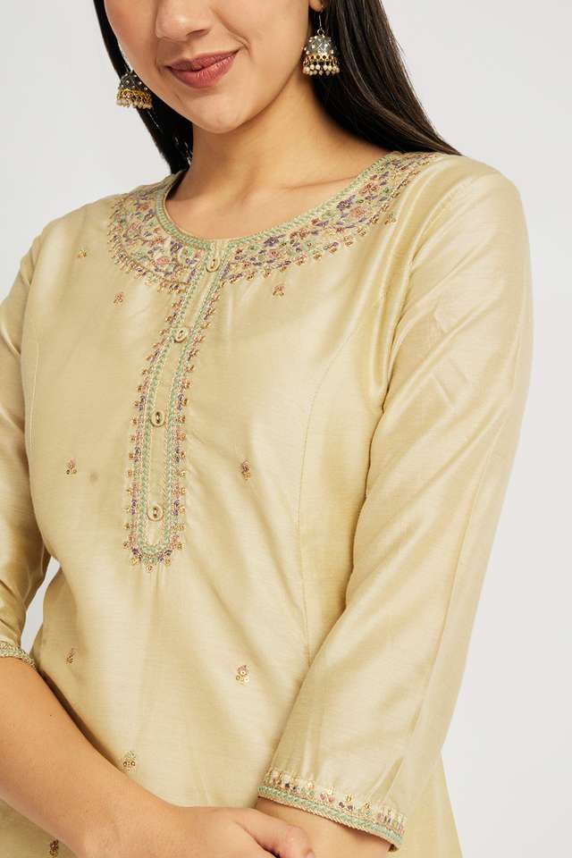 Solid-Silk-Round-Neck-Women-s-Festive-Wear-Kurta