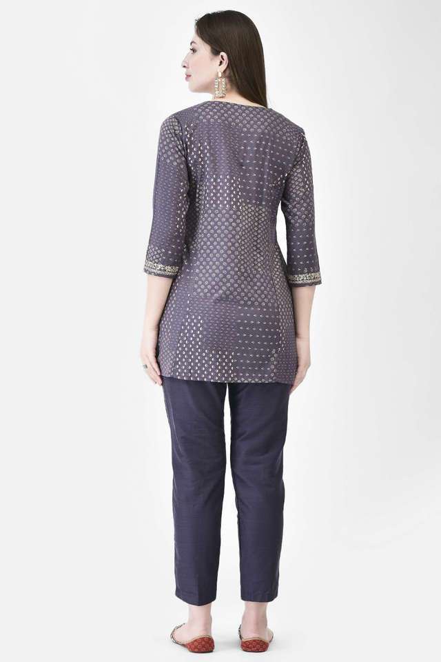 Printed-Rayon-V-Neck-Women-s-A-line-Kurta