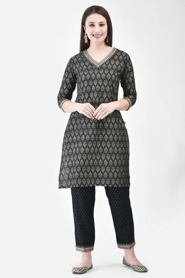 span Printed Silk V-Neck Women's Straight Co-Ord Set-picture-12