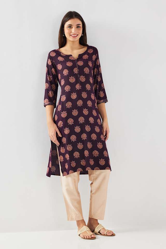 Floral-Blended-Fabric-Round-Neck-Women-Fusion-Wear-Kurta