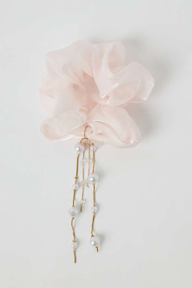 Scrunchy-With-Pearl---Pink